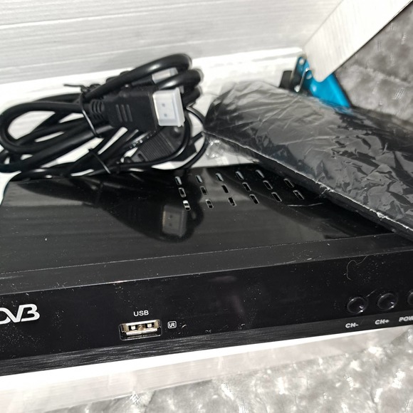 NIB -DVB Digital Converter box - Picture 5 of 8